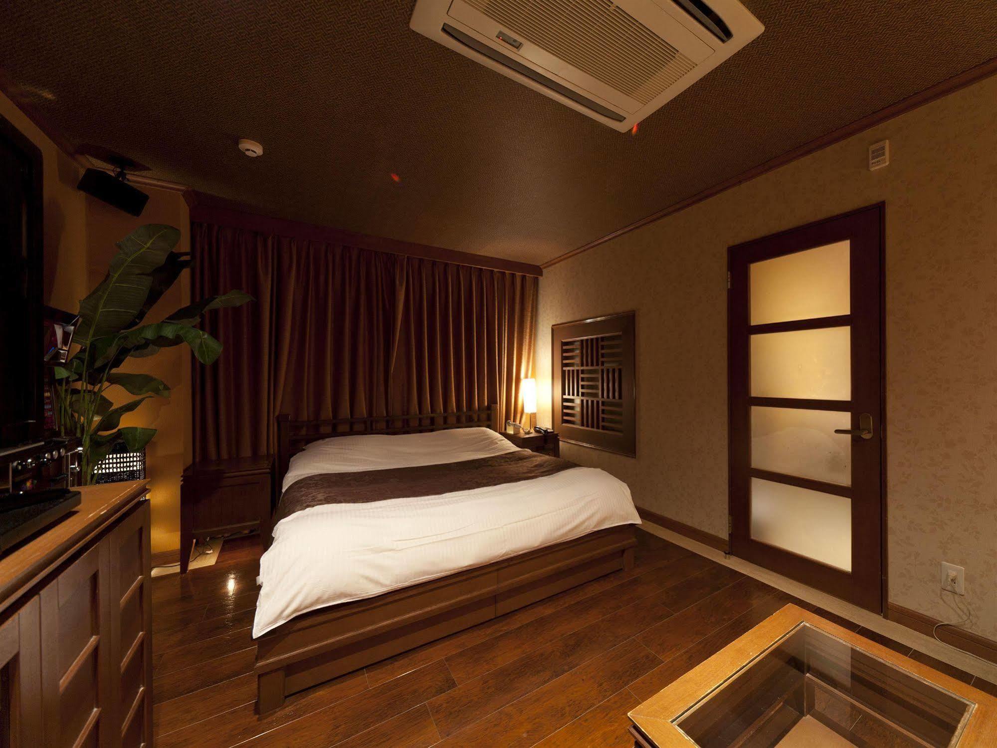 Hotel Grand Fine Kyoto Okazaki Heian Jingu Shrine (Adults Only) Exterior photo